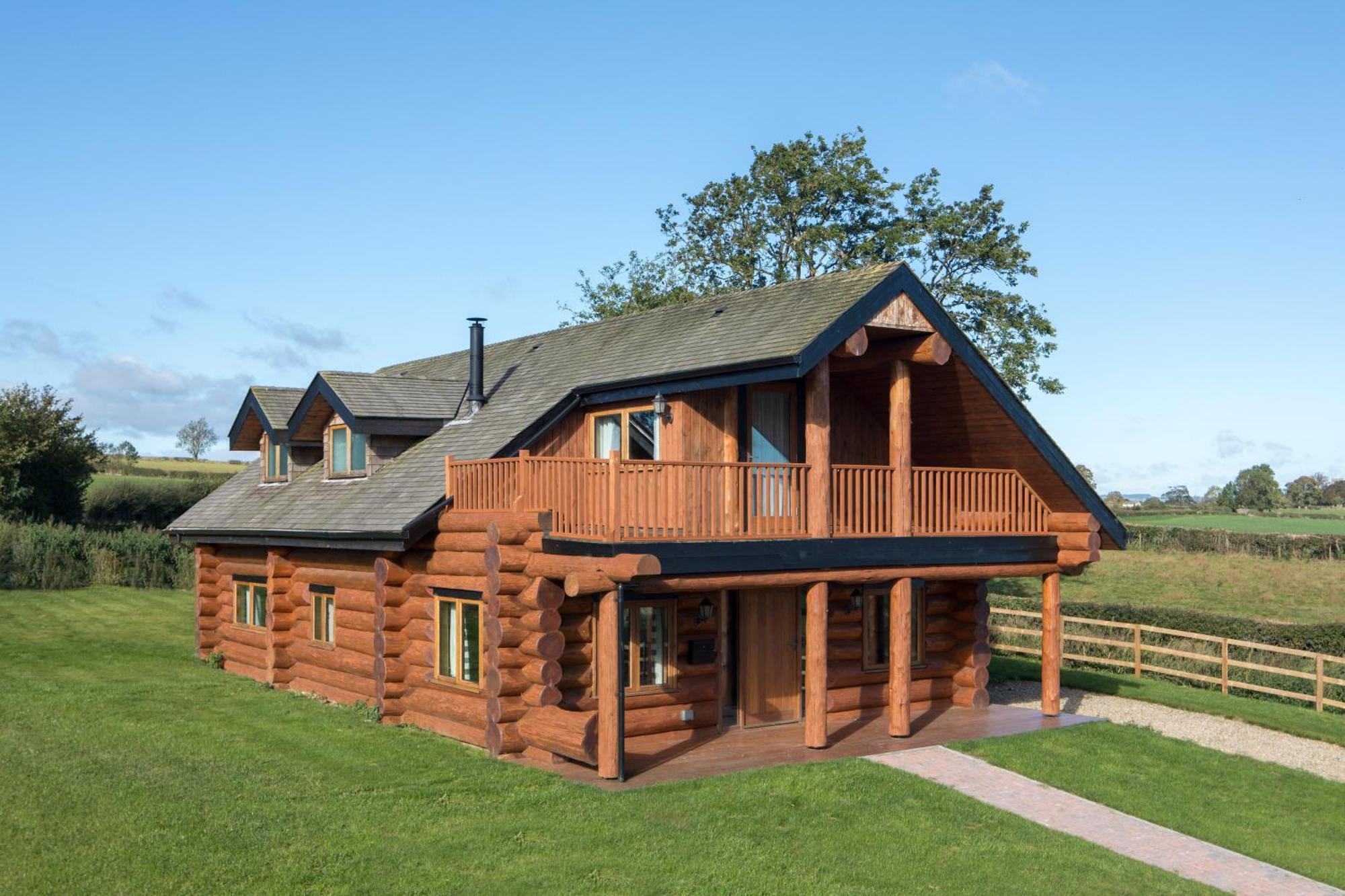 Traditional Scandinavian North American Log Home Ripon Exterior photo